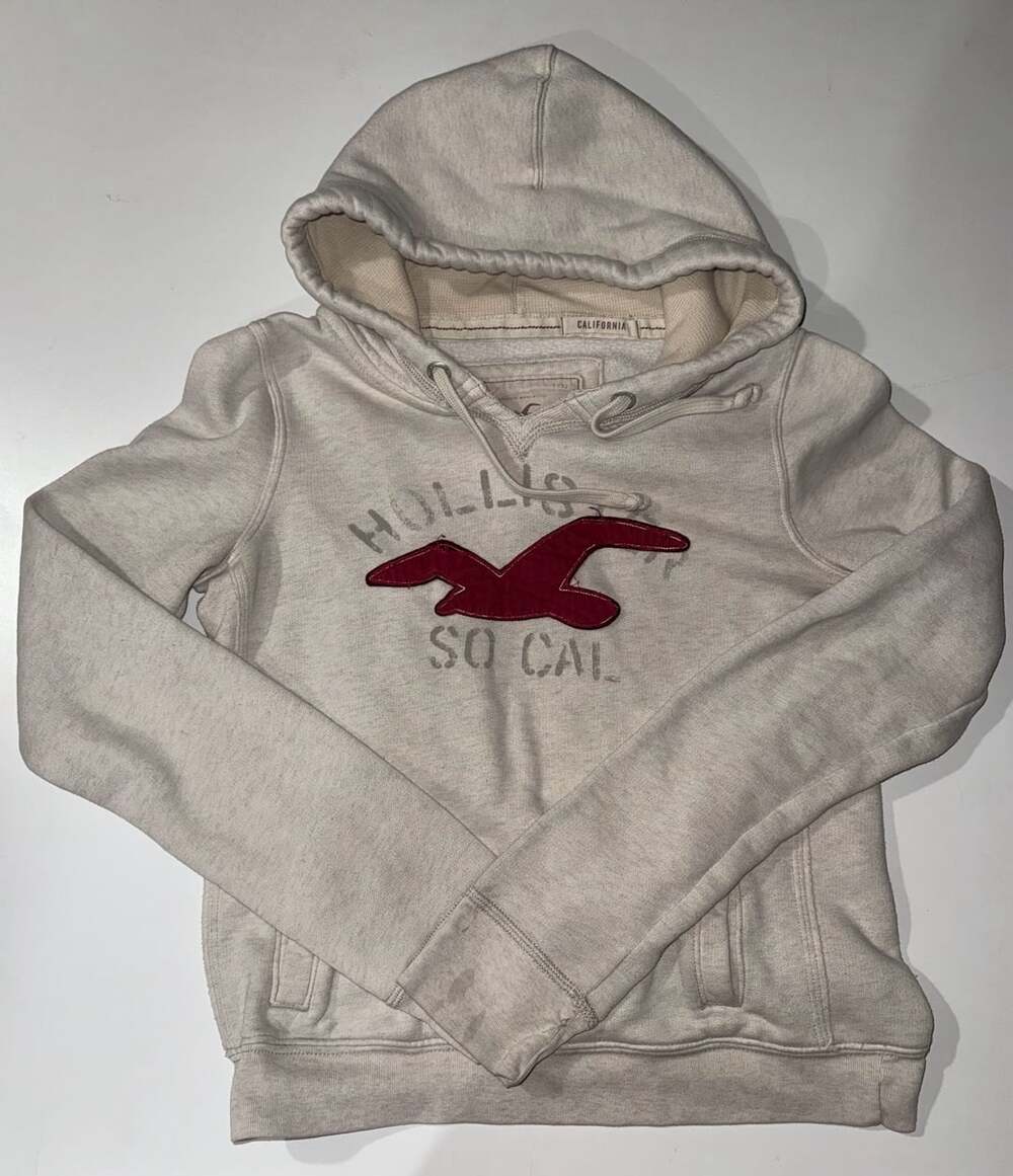 Hollister Co. California Gray Pullover Hoodie with Red Applique Logo Size Medium